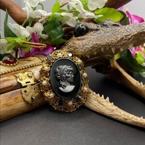 Germany filigree glass cameo brooch vintage